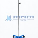 IV stand with stainless steel telescopic pole, four curved hooks and a blue powder-coated five-leg base on castors